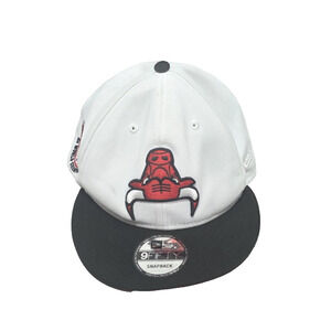 New Era 9FIFTY Chicago Bulls Snapback Hat - Upside Down Logo - White/Black/Red